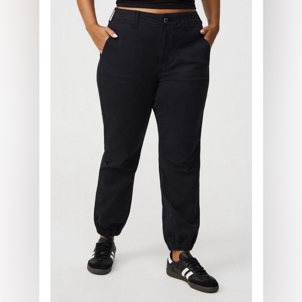 Torrid Black Utility Stretch Twill Jogger Pant NWT